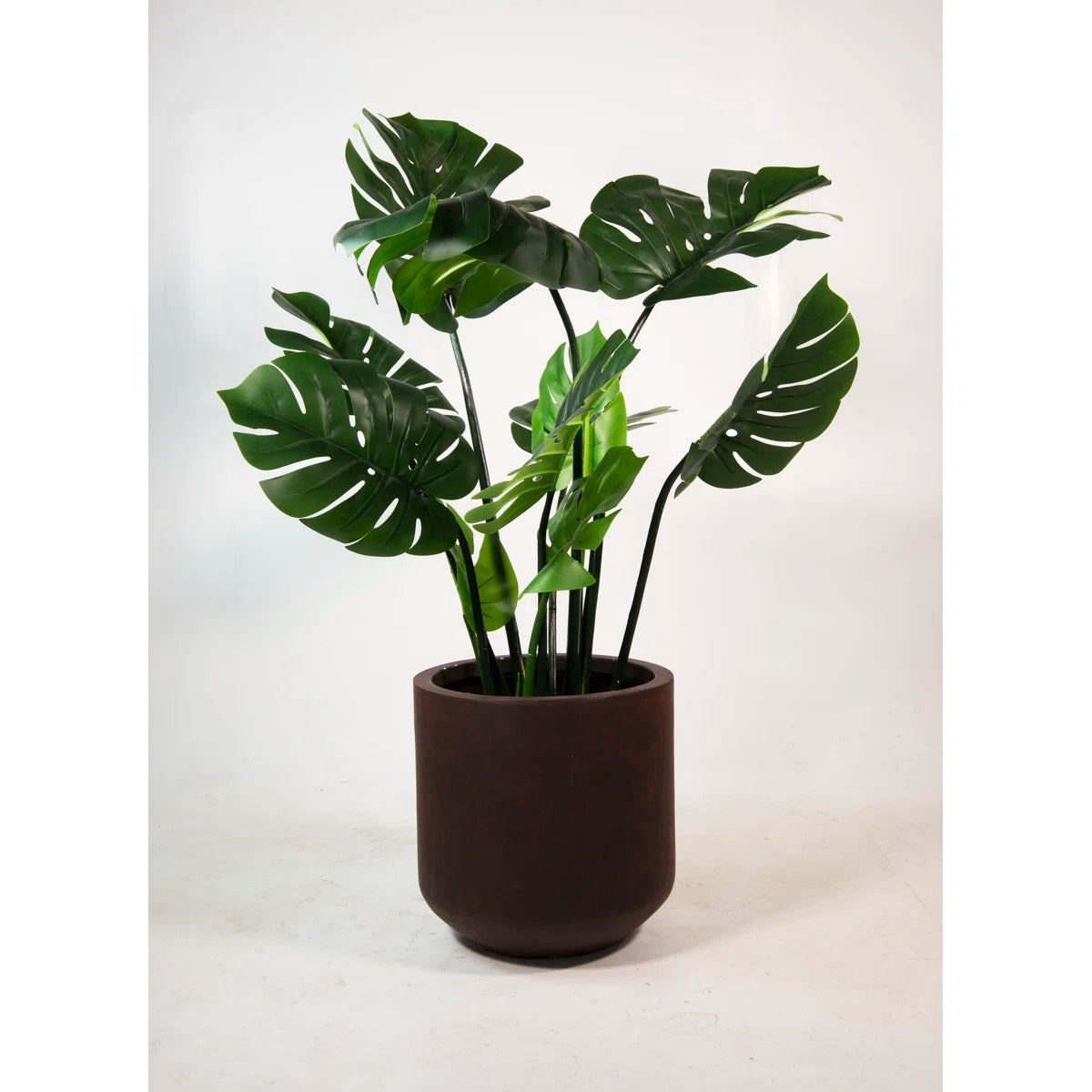 Alyonna Pot Planter